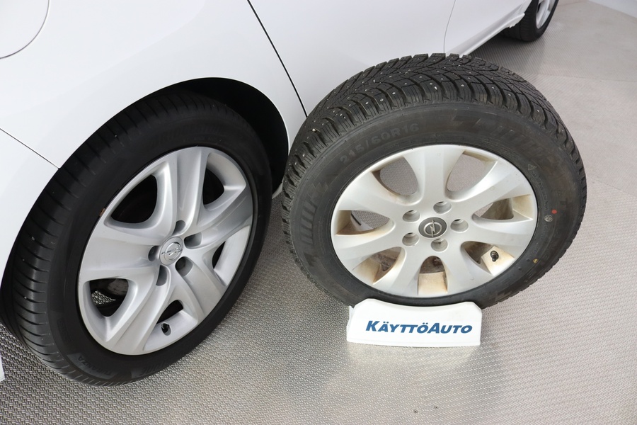 Opel Zafira vaihtoauto