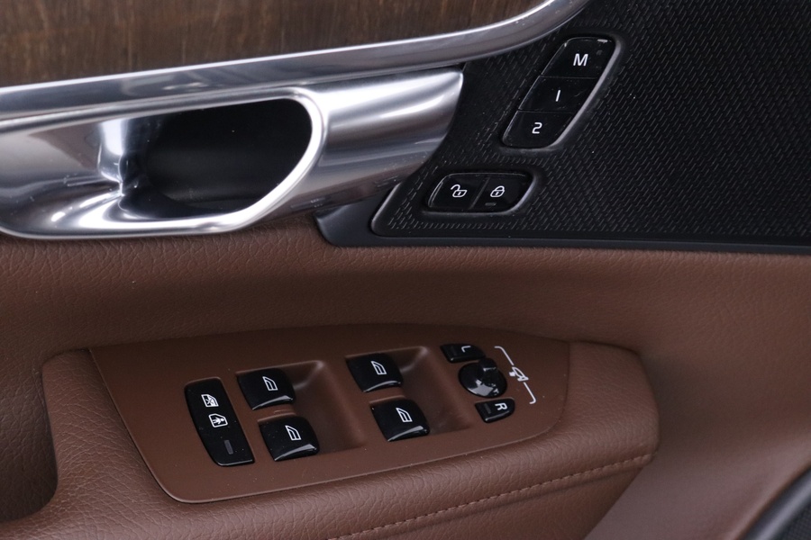 Volvo V90 Cross Country vaihtoauto