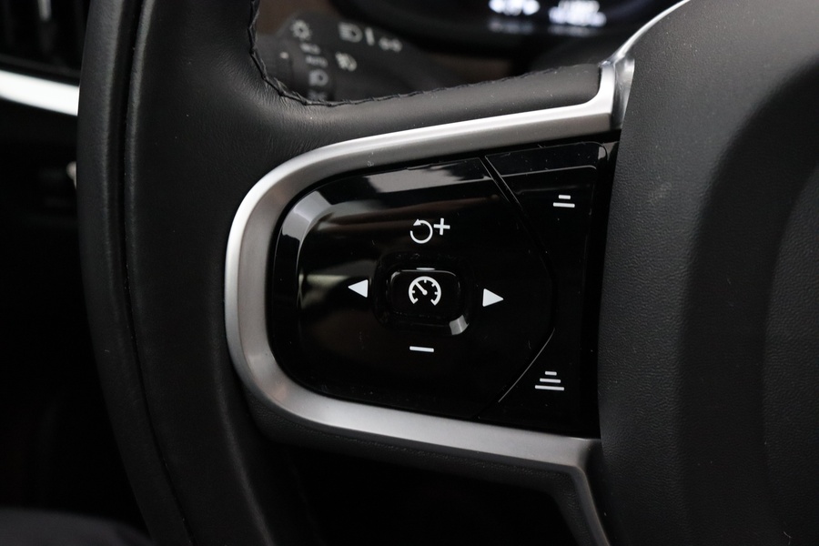 Volvo V90 Cross Country vaihtoauto