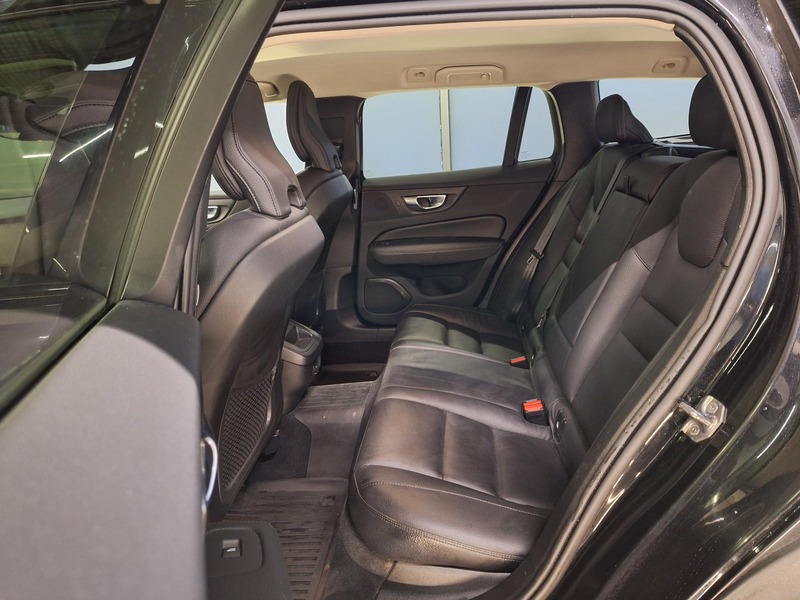 Volvo V60 Cross Country vaihtoauto