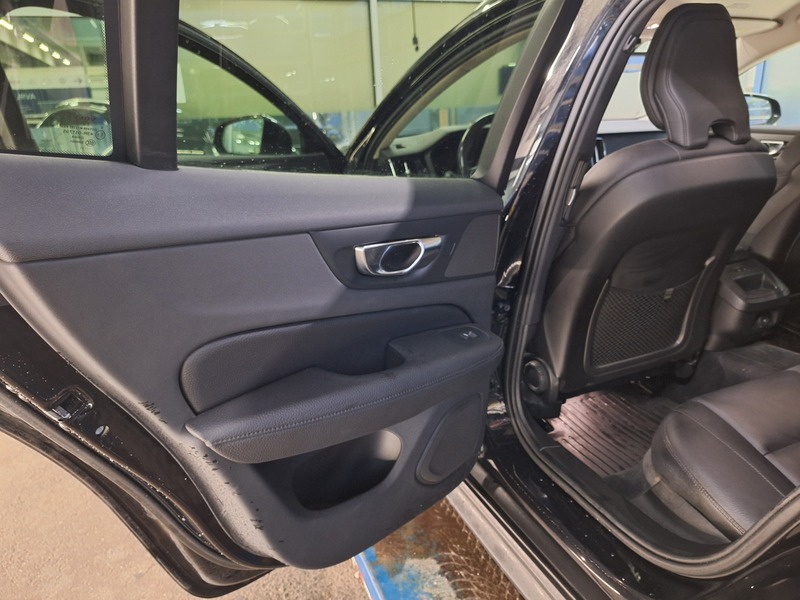 Volvo V60 Cross Country vaihtoauto