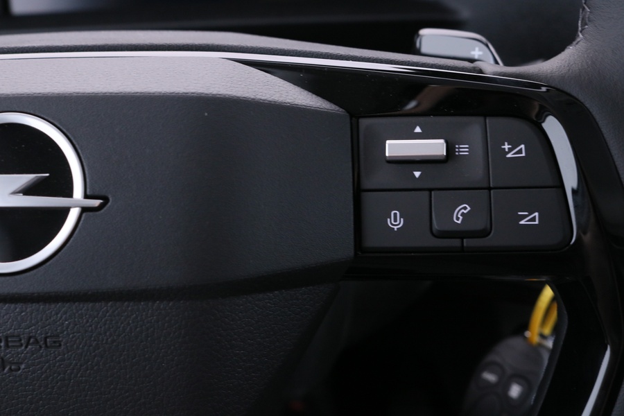 Opel Vivaro vaihtoauto