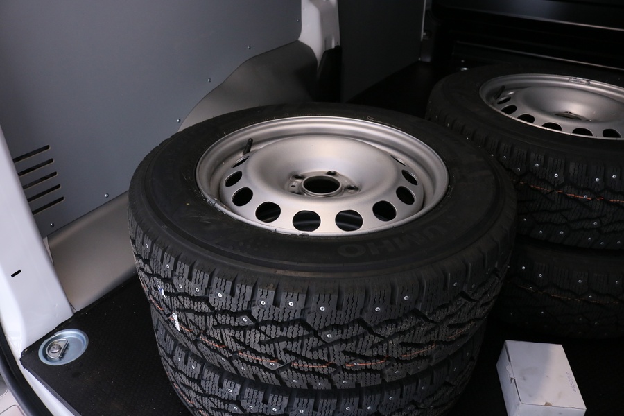 Opel Vivaro vaihtoauto