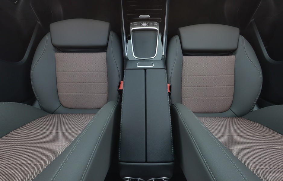 Mercedes-Benz EQA vaihtoauto