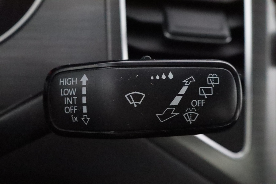 Volkswagen Golf Sportsvan vaihtoauto