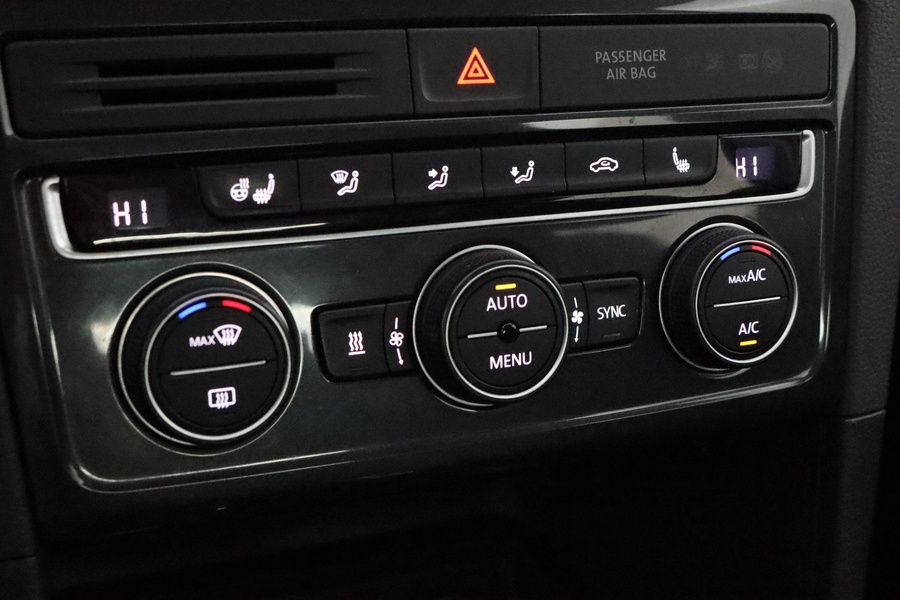 Volkswagen Golf Sportsvan vaihtoauto