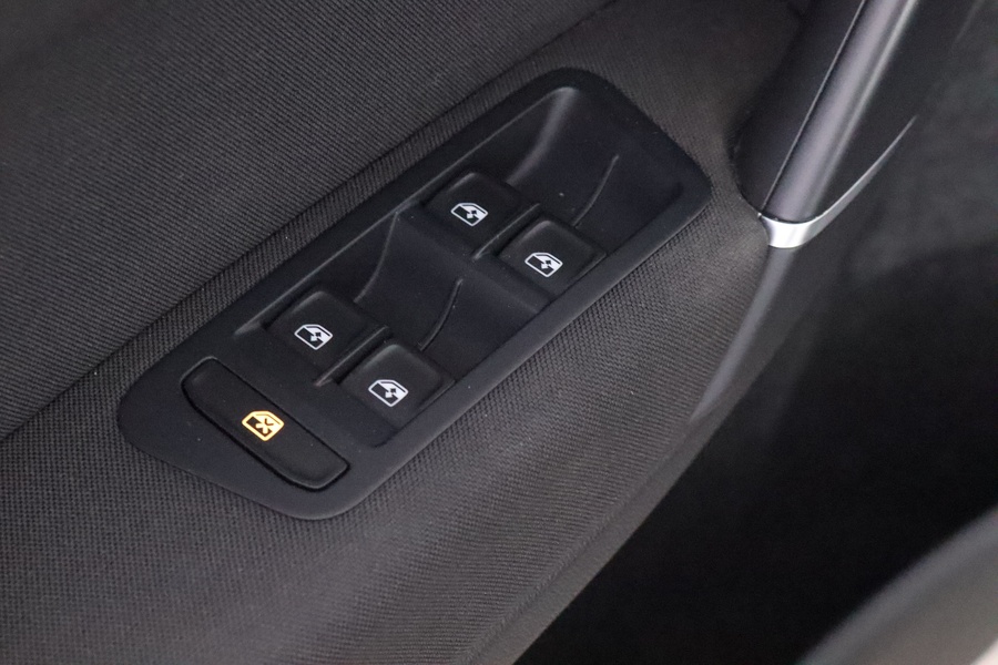 Volkswagen Golf Sportsvan vaihtoauto