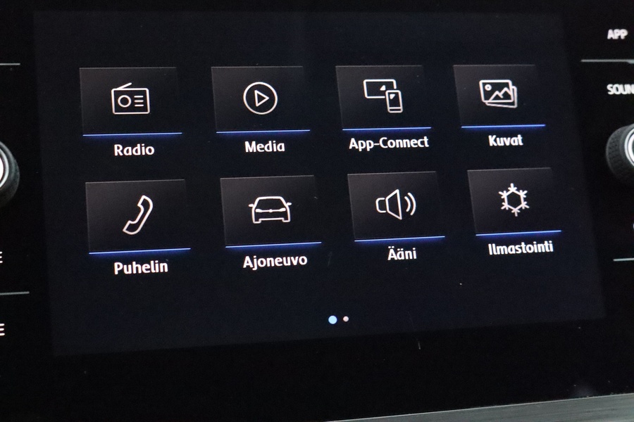 Volkswagen Golf Sportsvan vaihtoauto