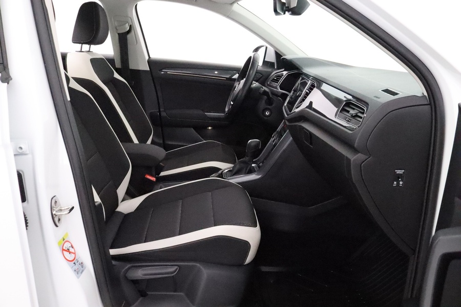 Volkswagen T-Roc vaihtoauto