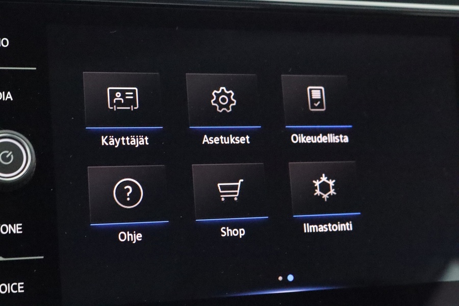 Volkswagen T-Roc vaihtoauto