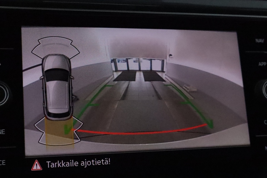 Volkswagen T-Roc vaihtoauto