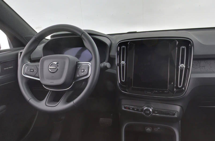 Volvo EC40 vaihtoauto