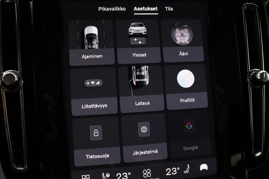 Volvo EC40 vaihtoauto