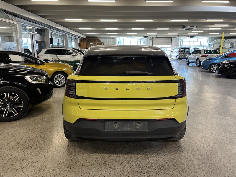 Volvo EX30 vaihtoauto