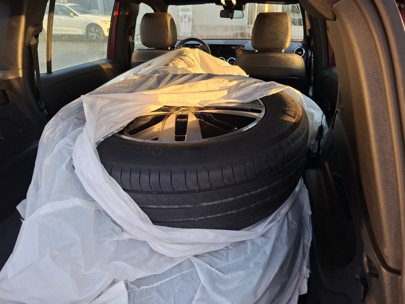 Mercedes-Benz GLB vaihtoauto