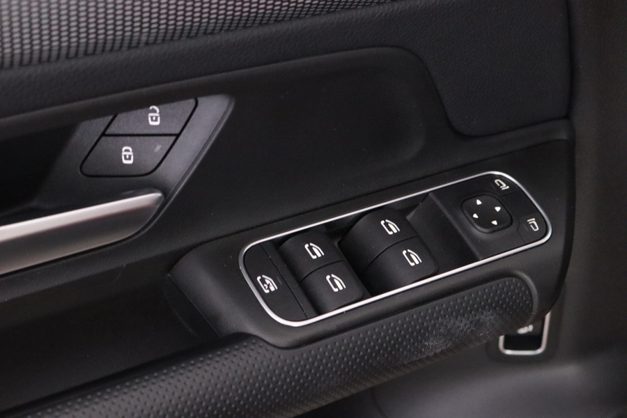 Mercedes-Benz GLB vaihtoauto