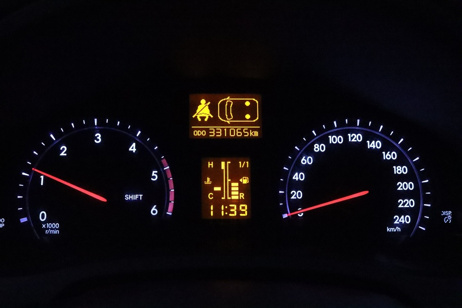 Toyota Avensis vaihtoauto