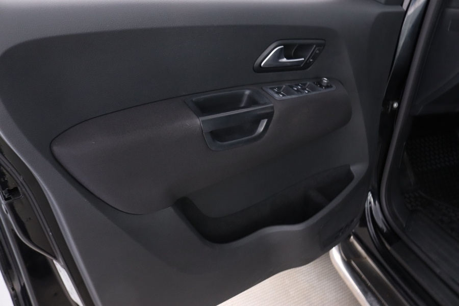 Volkswagen Amarok vaihtoauto