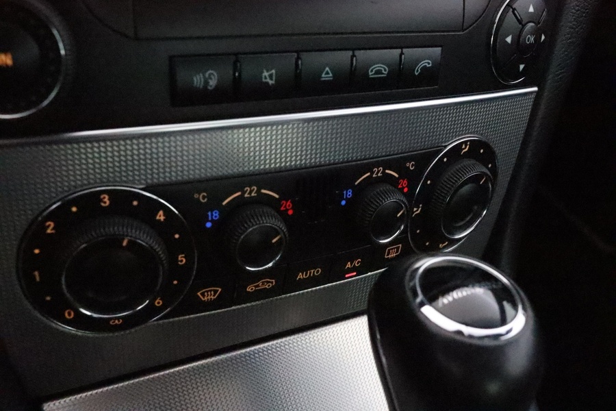 Mercedes-Benz CLK vaihtoauto