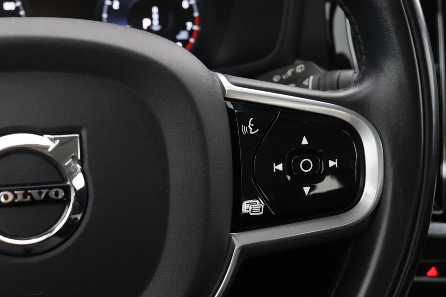 Volvo V60 Cross Country vaihtoauto