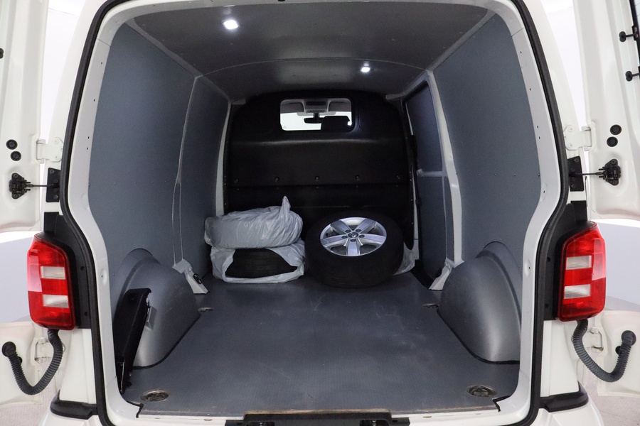 Volkswagen Transporter vaihtoauto