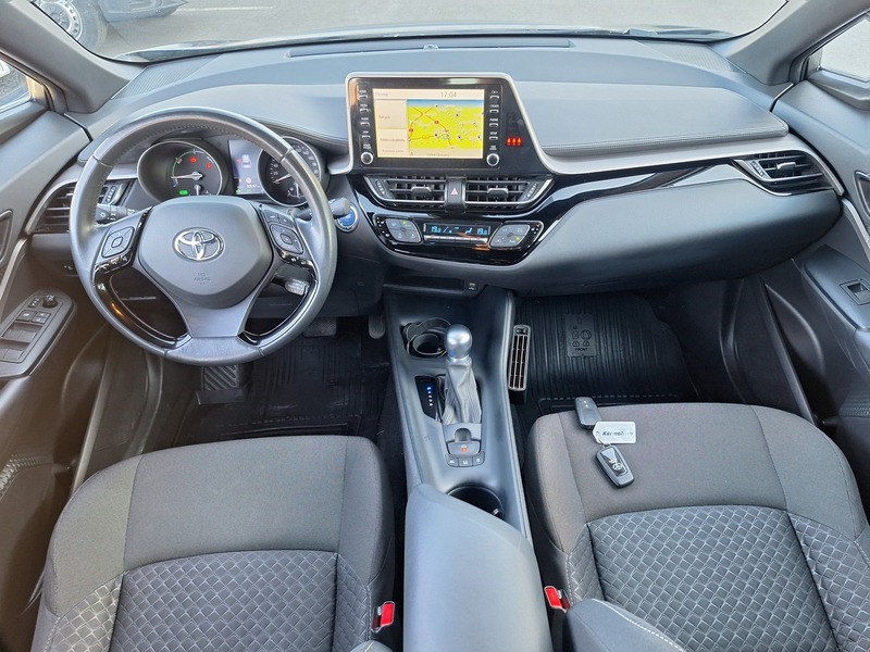 Toyota C-HR vaihtoauto