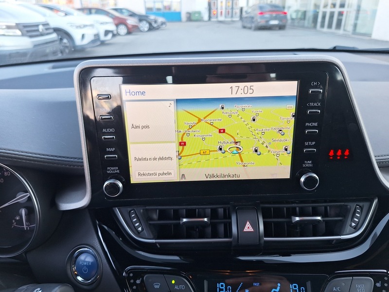 Toyota C-HR vaihtoauto