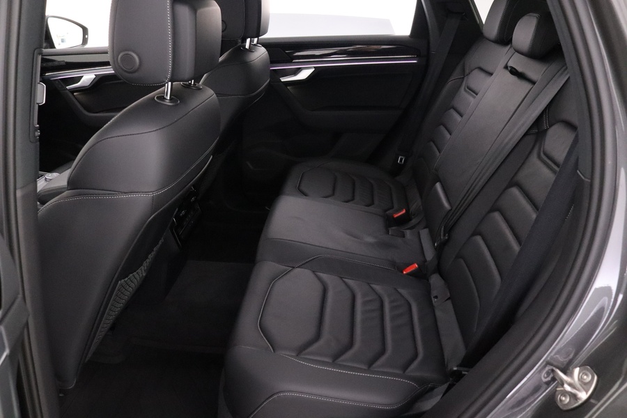 Volkswagen Touareg vaihtoauto