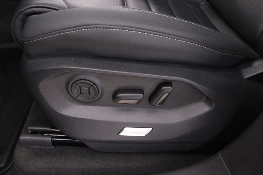 Volkswagen Touareg vaihtoauto