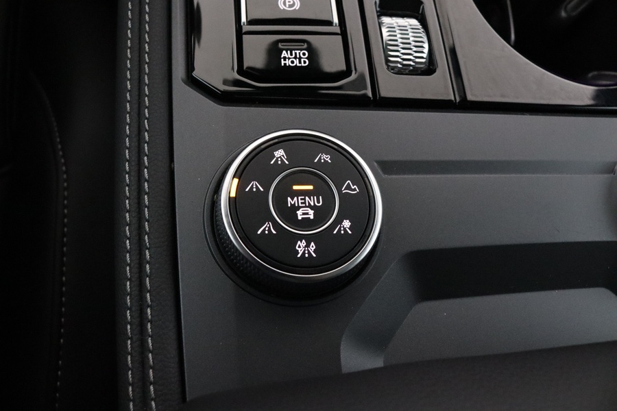 Volkswagen Touareg vaihtoauto