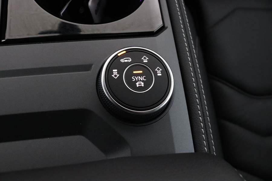 Volkswagen Touareg vaihtoauto