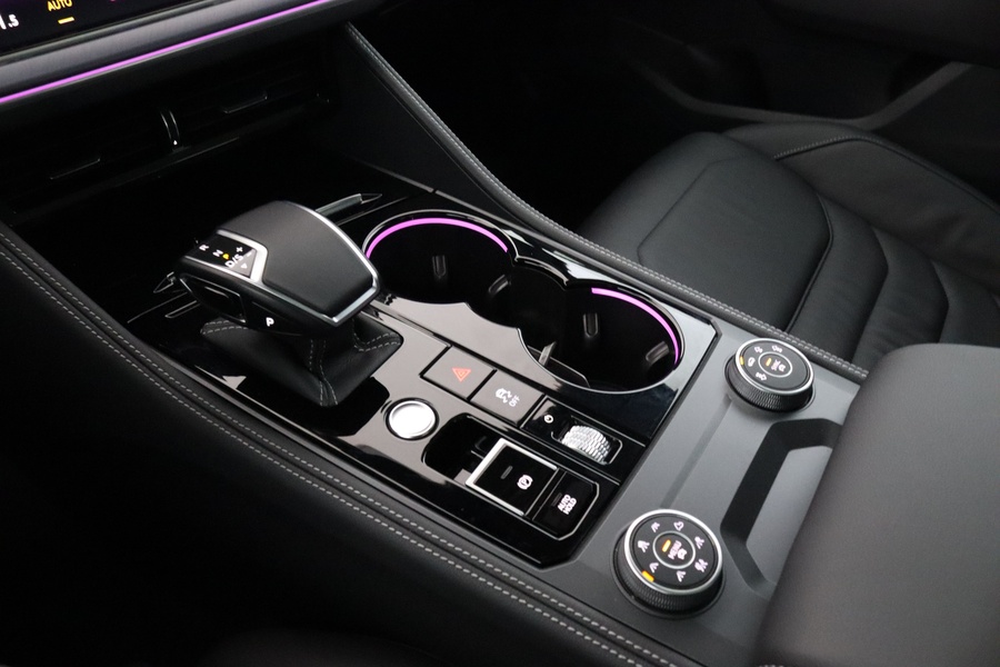 Volkswagen Touareg vaihtoauto