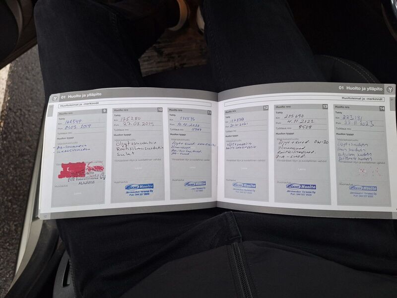 Volvo V60 vaihtoauto