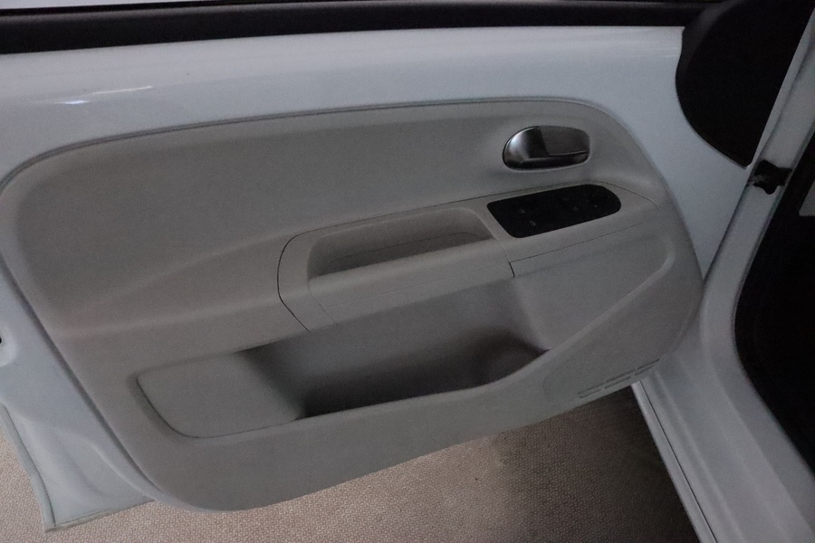 Volkswagen up! vaihtoauto