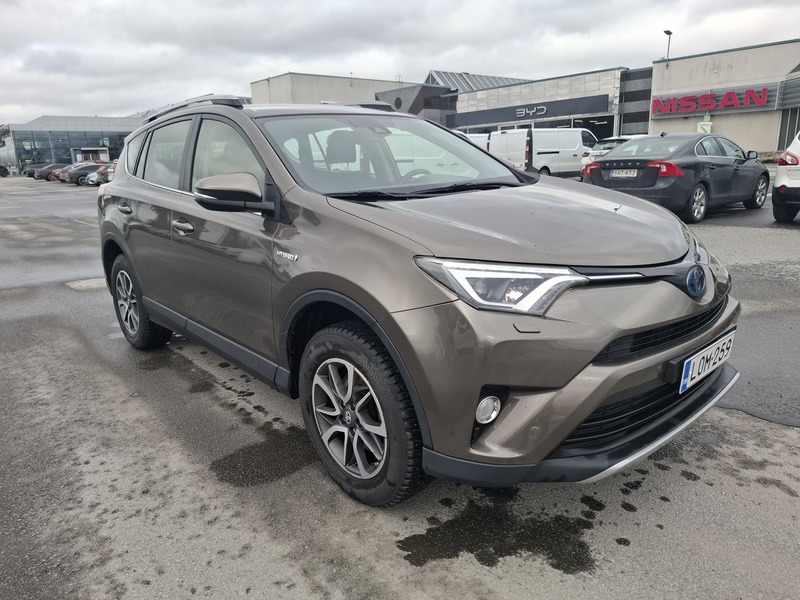 Toyota RAV4 vaihtoauto
