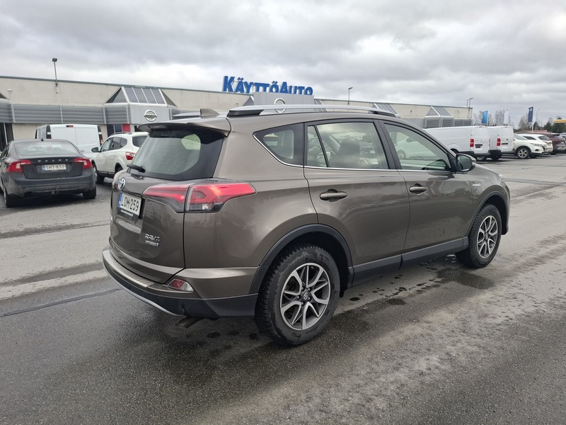 Toyota RAV4 vaihtoauto