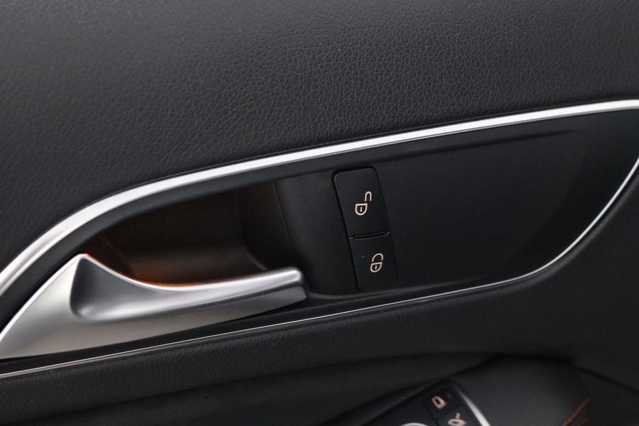 Mercedes-Benz GLA vaihtoauto