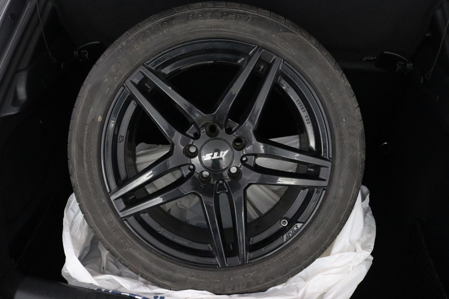 Mercedes-Benz GLA vaihtoauto