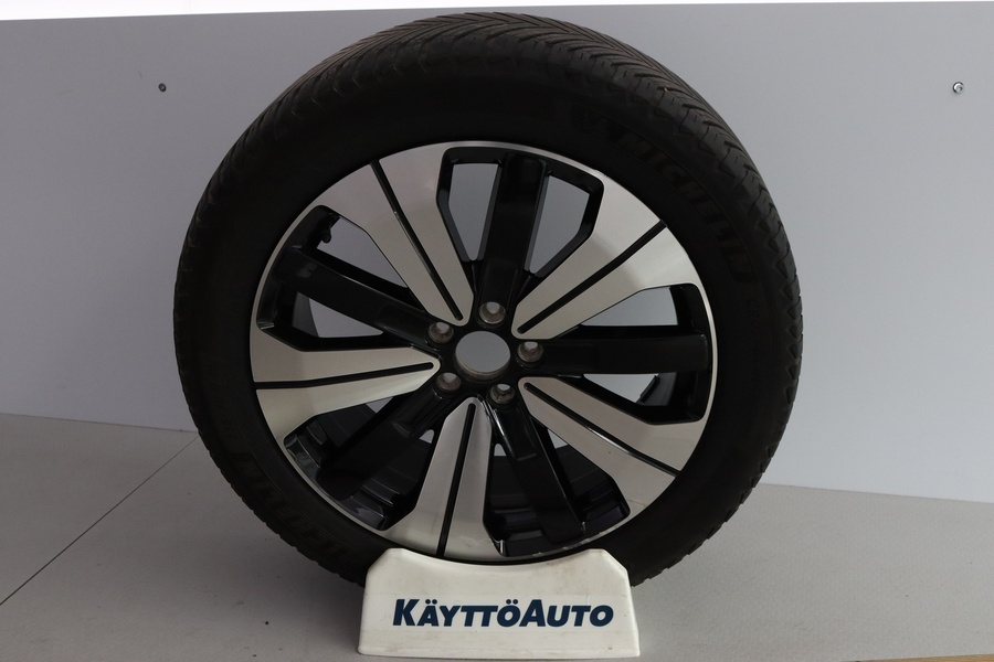 Volvo C40 vaihtoauto