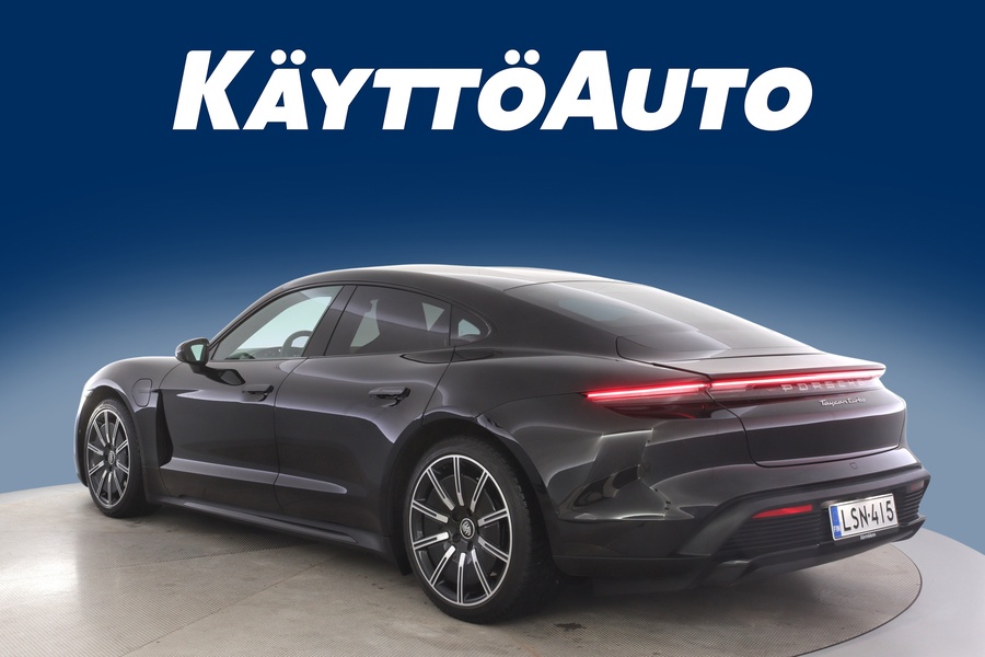 Porsche Taycan vaihtoauto