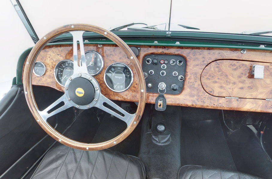 Morgan 4/4 vaihtoauto