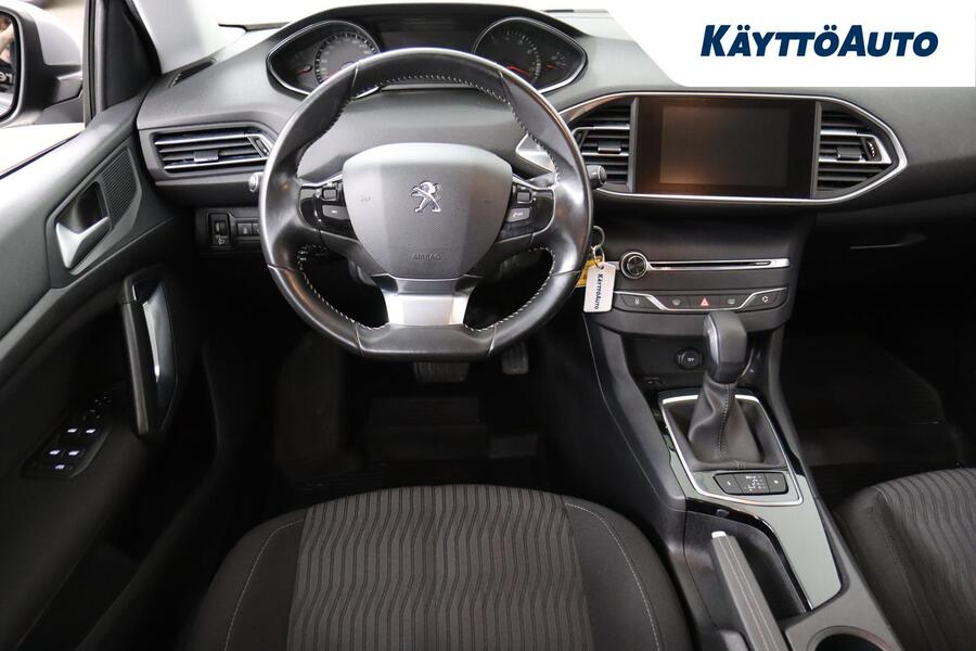 Peugeot 308 vaihtoauto