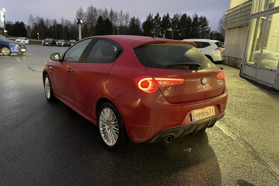 Alfa Romeo Giulietta vaihtoauto