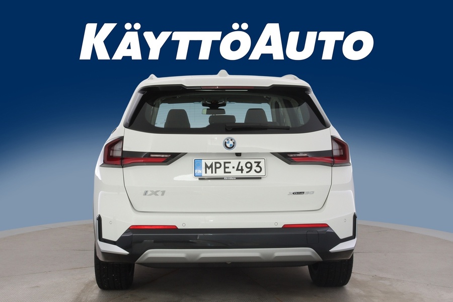 BMW iX1 vaihtoauto