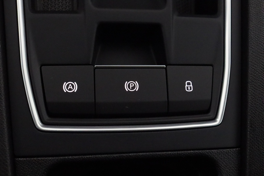 SEAT Leon Sportstourer vaihtoauto