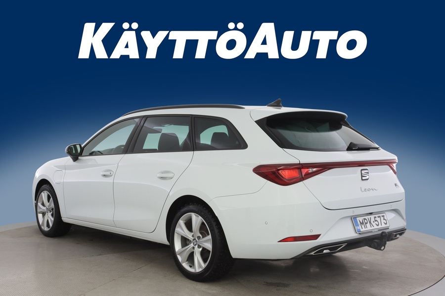 SEAT Leon Sportstourer vaihtoauto