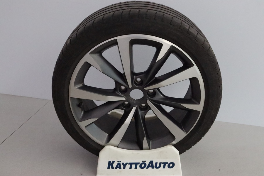 SEAT Leon Sportstourer vaihtoauto