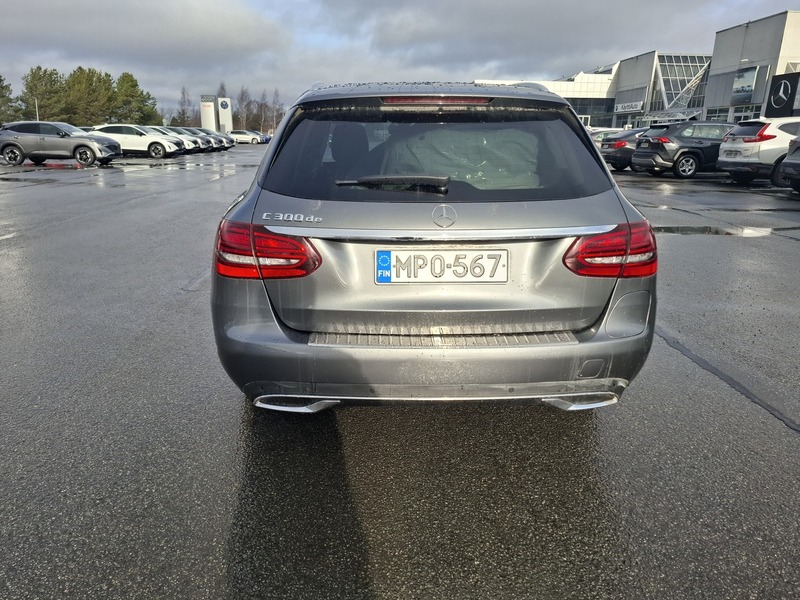 Mercedes-Benz C vaihtoauto