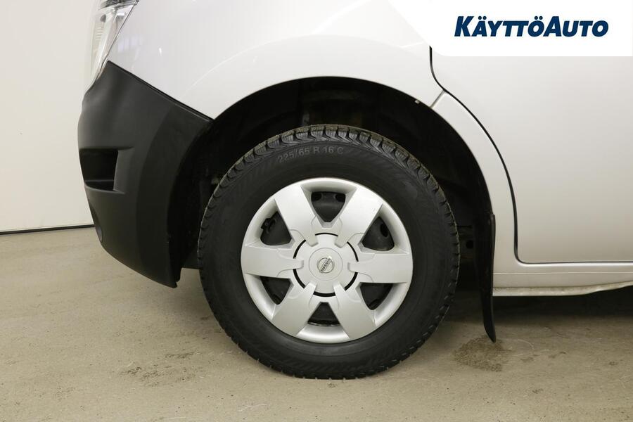 Nissan NV400 vaihtoauto