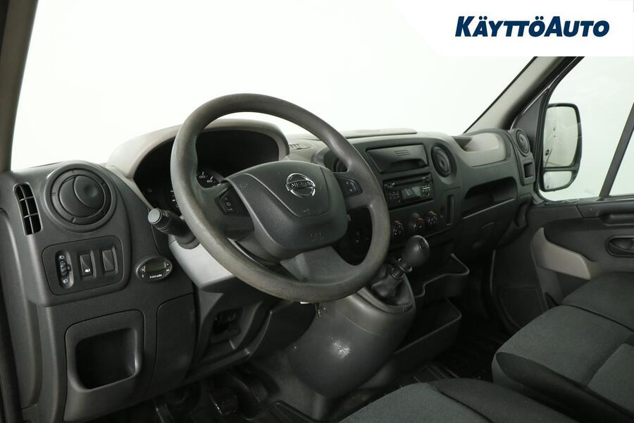 Nissan NV400 vaihtoauto